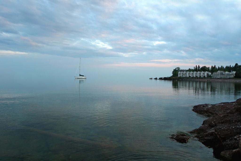 Bluefin Bay On Lake Superior Tofte Eksteriør billede