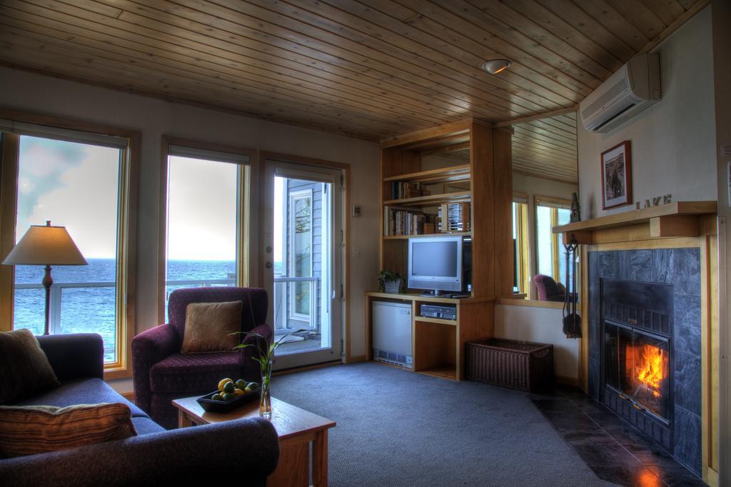 Bluefin Bay On Lake Superior Tofte Eksteriør billede