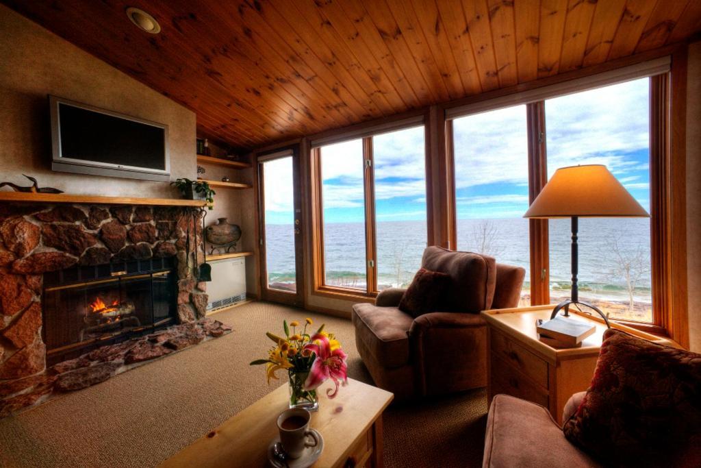 Bluefin Bay On Lake Superior Tofte Værelse billede